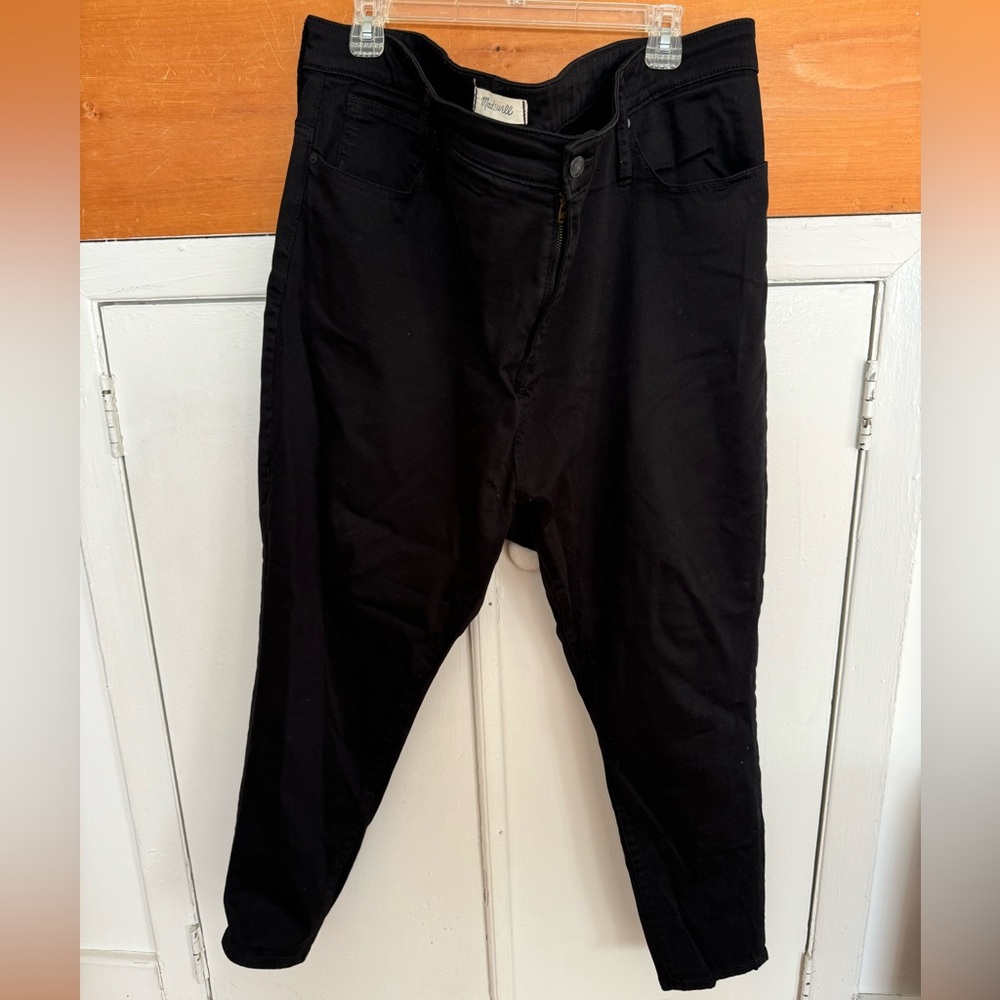 Madewell Black Curvy High-Rise Skinny Jeans